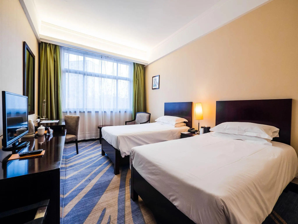 Rui Tai Hong Qiao Hotel