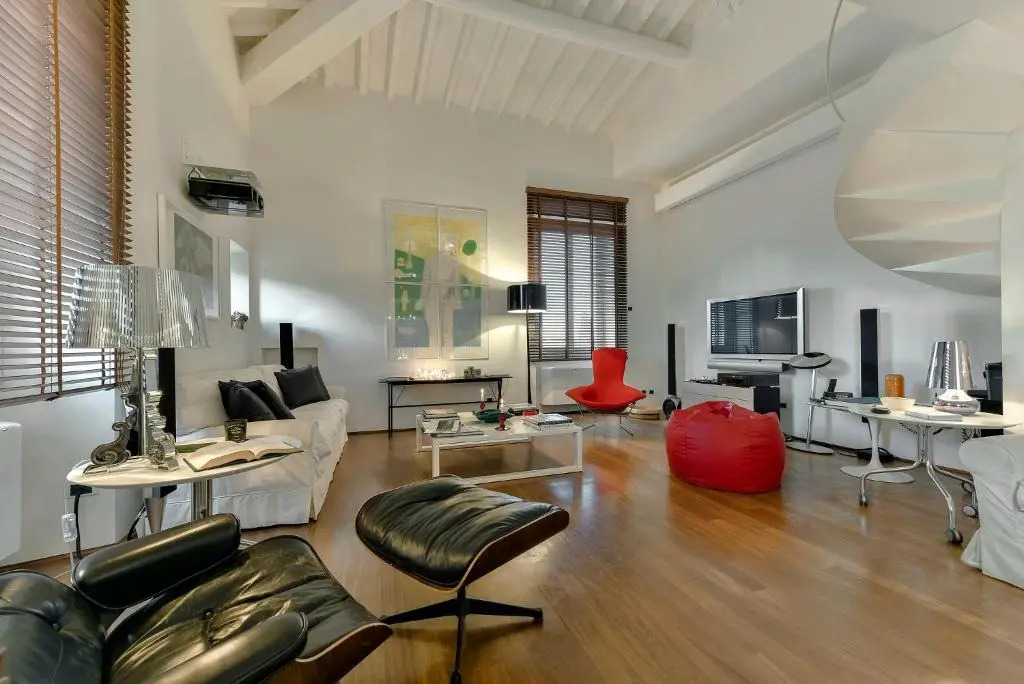 An amazing apartment in Oltrarno