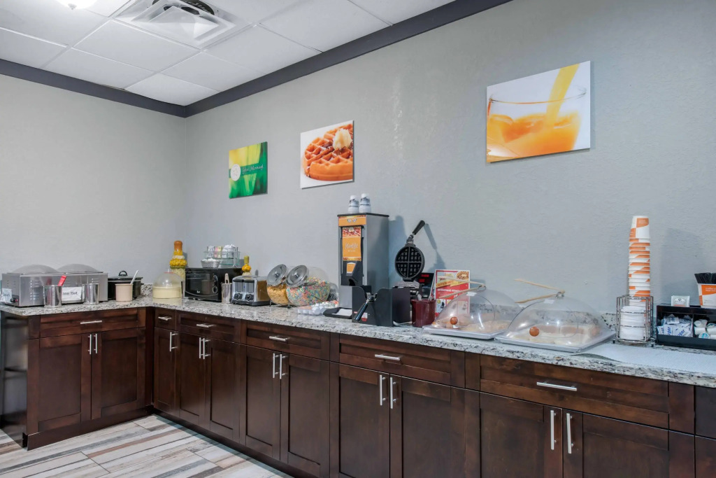 Quality Inn & Suites Brooksville I-75-Dade City