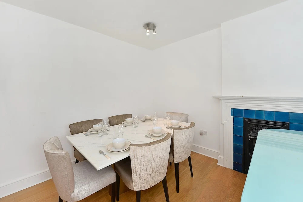 London Lifestyle - Knightsbridge VI