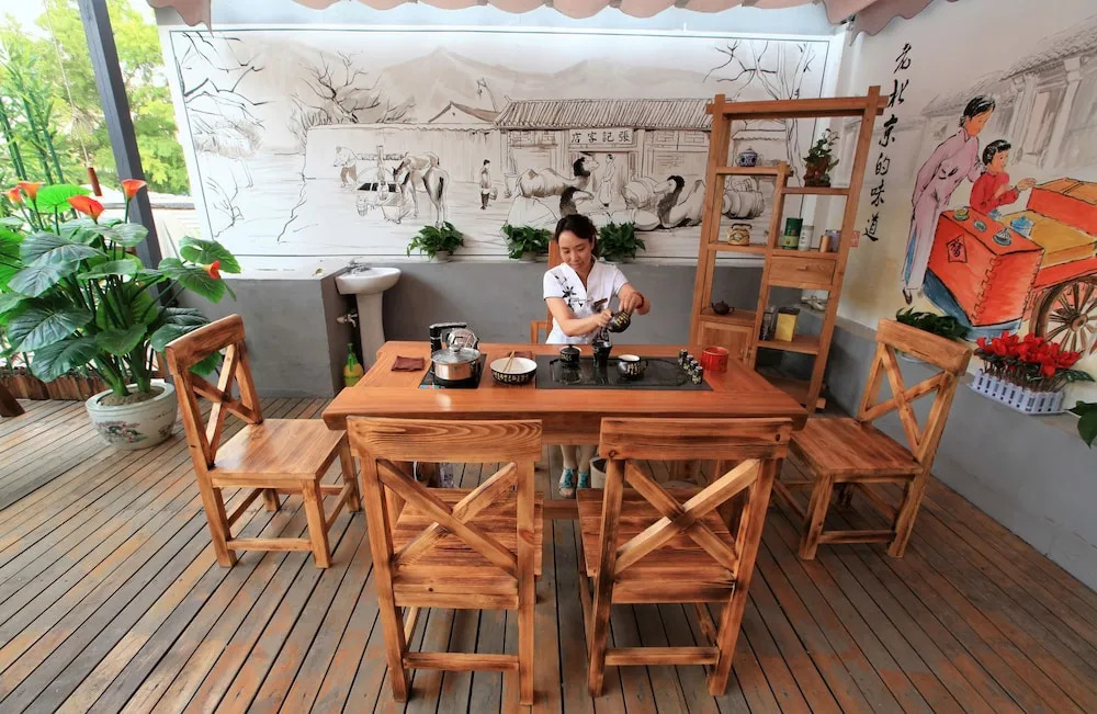 Zhantan Courtyard Hotel