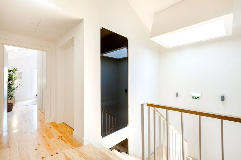Porto Downtown Studio with Balcony