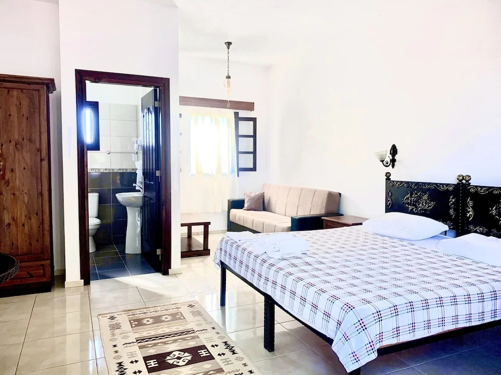Villa Lembos Hotel