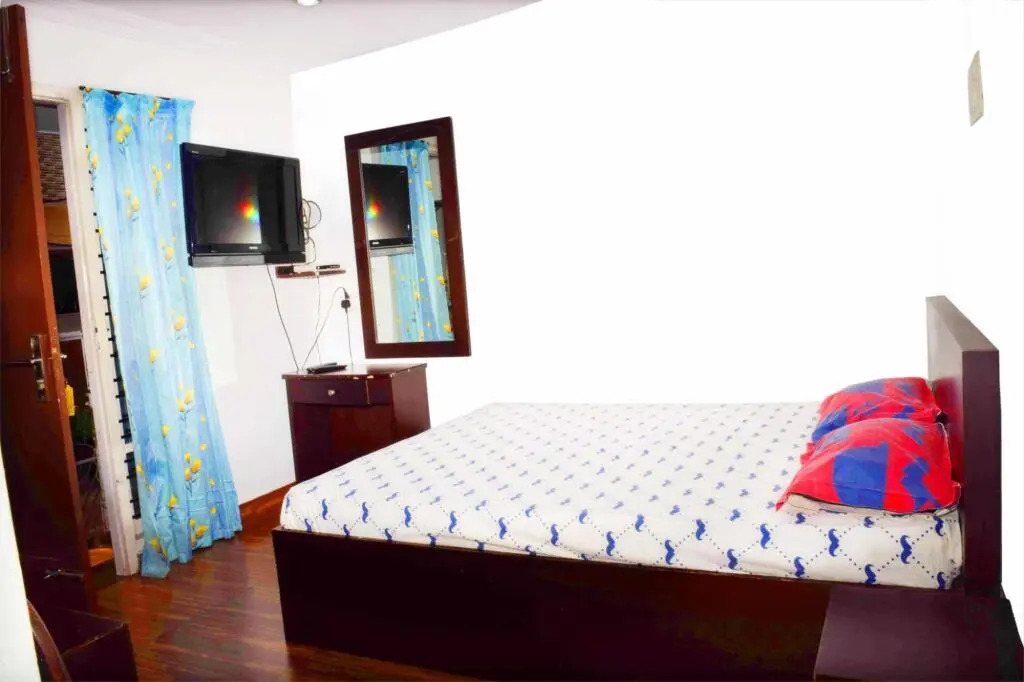 OYO Flagship 084 MG Road Trivandrum
