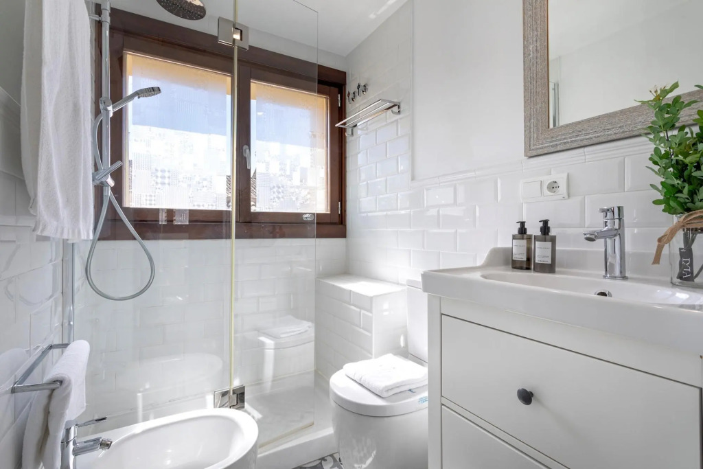 Genteel Home Zacatin Penthouse 401