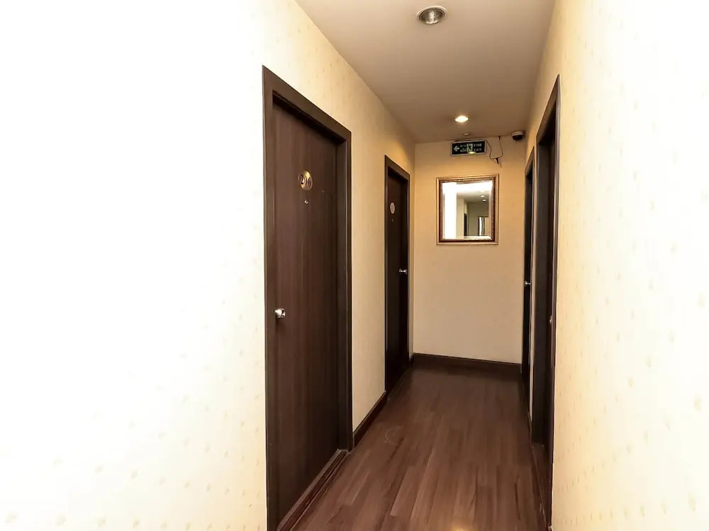 Nida Rooms Phrakhanong 984 Station