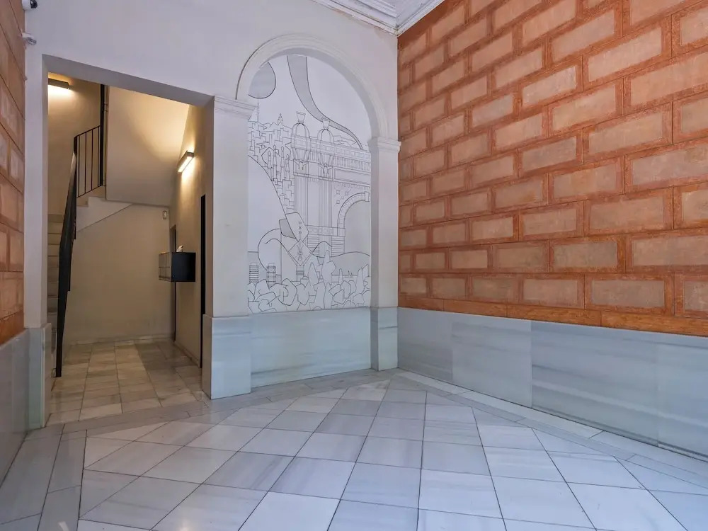 Aspasios Arc de Triomf Apartments