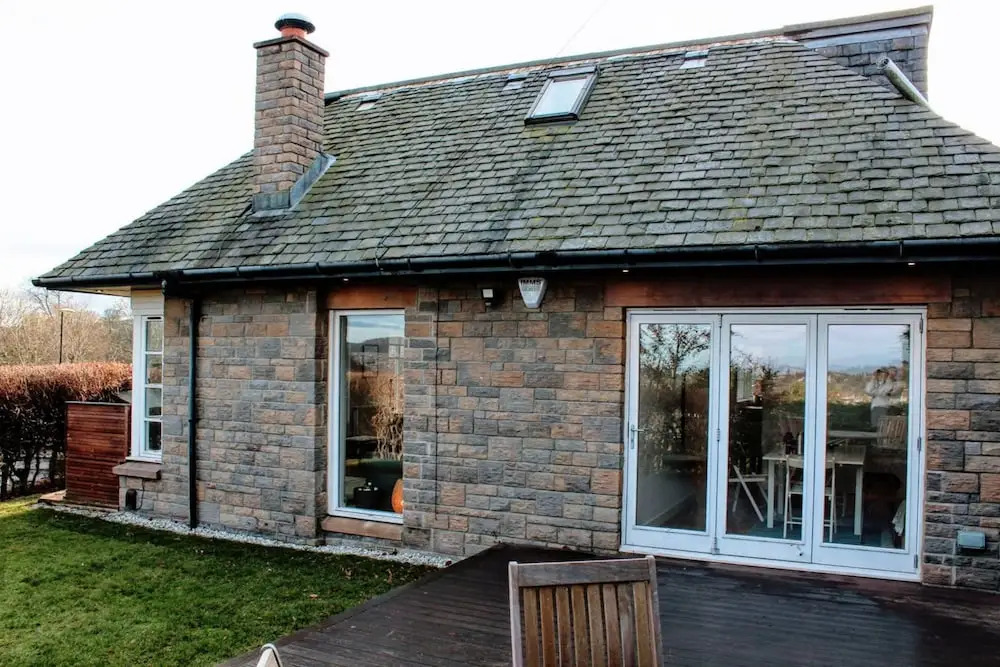 Beautiful Home With Castle Views and Garden and Parking