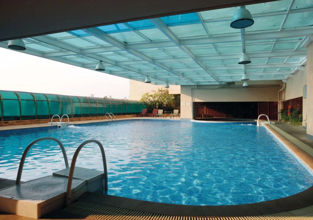 Royal Suites & Towers