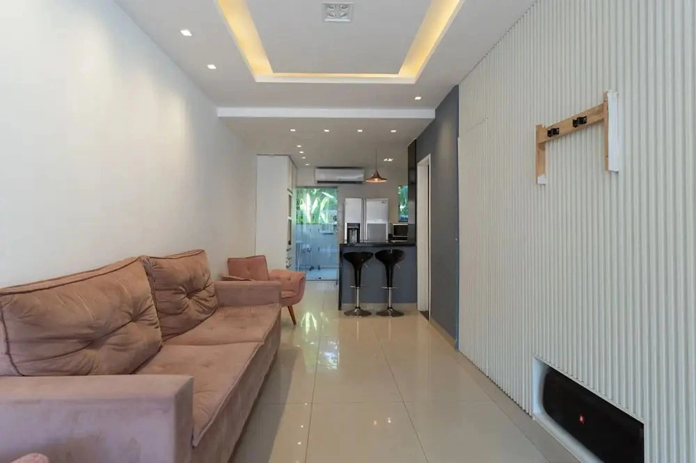 Casa Climatizada com Hidromassagem em Jacarepagu