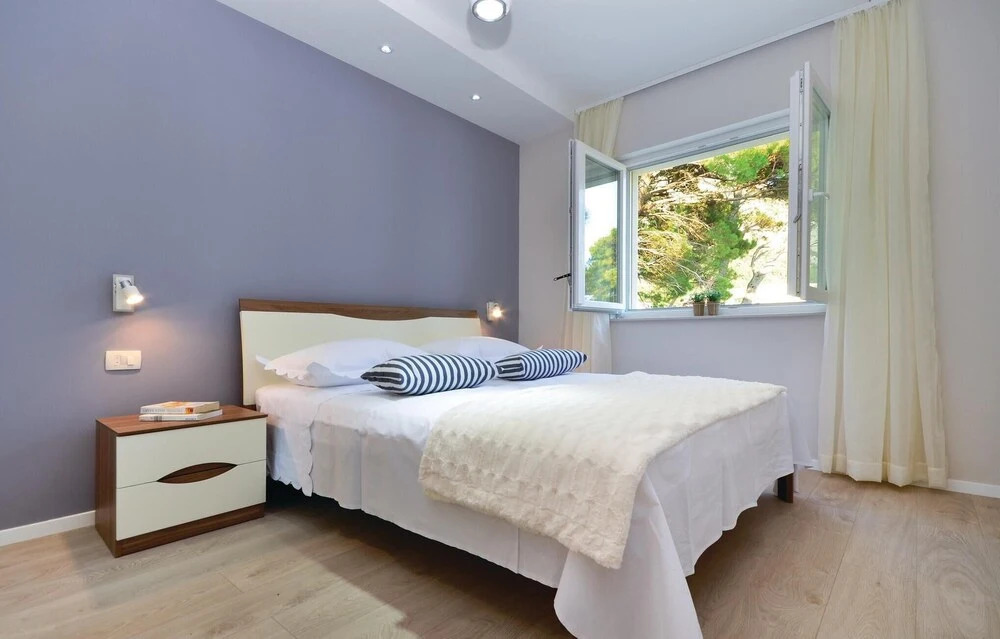Beautiful Home In Veliko Brdo