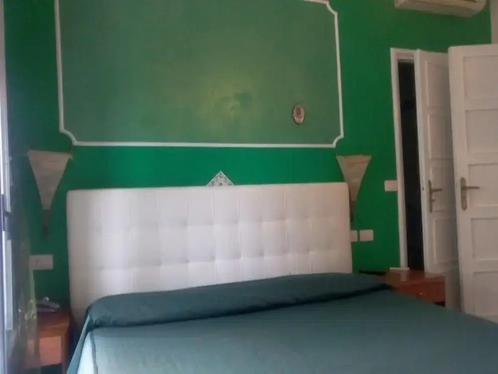 Gualtiero Camere & Suite