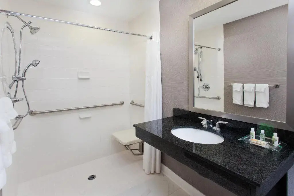 DoubleTree by Hilton Brunswick