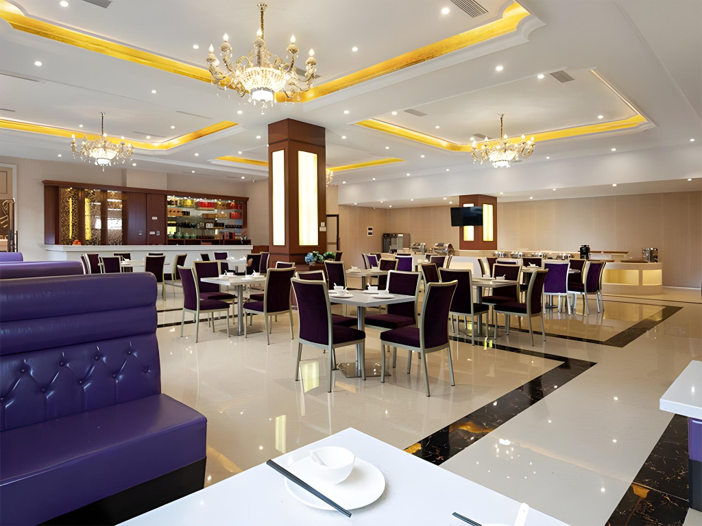 Vienna Hotel Guangzhou Huadu Sunac Cultural Tourism City Hecheng