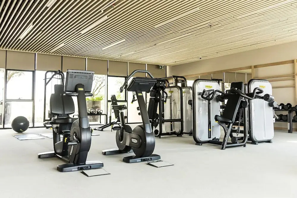 Marco Polo - Lofty Apt with Balcony Near Dubai Hills Mall