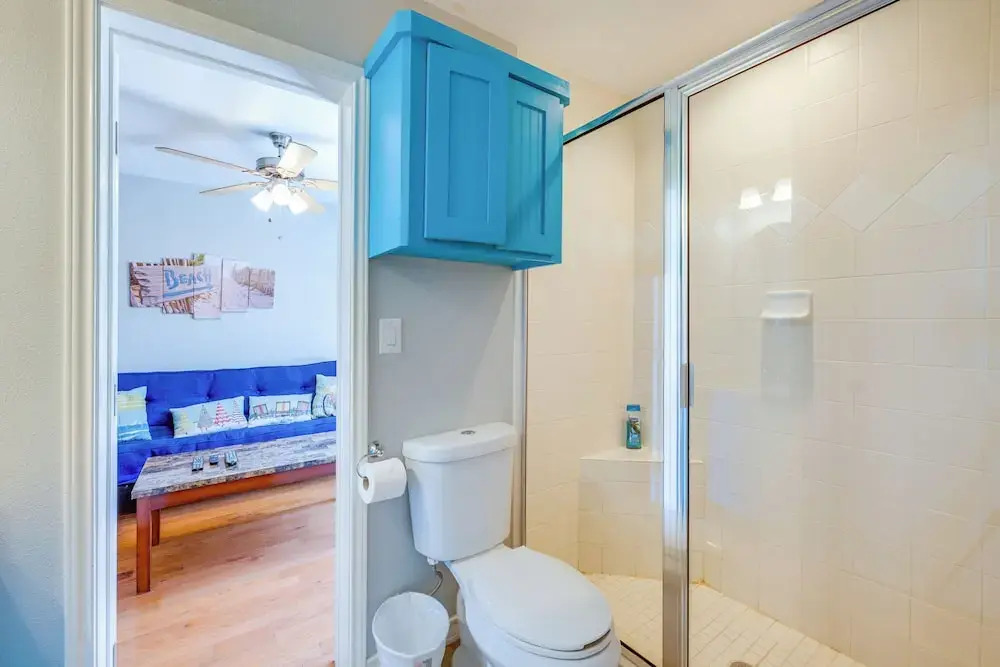 Steps to Beach & Pool Access: Port Aransas Condo