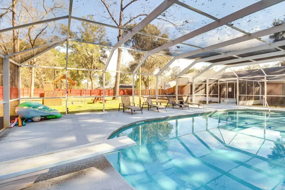 Pool + Gameroom: Family Fun Retreat in Hinesville!