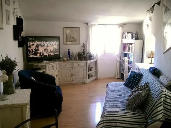 Apartment Vintage Art