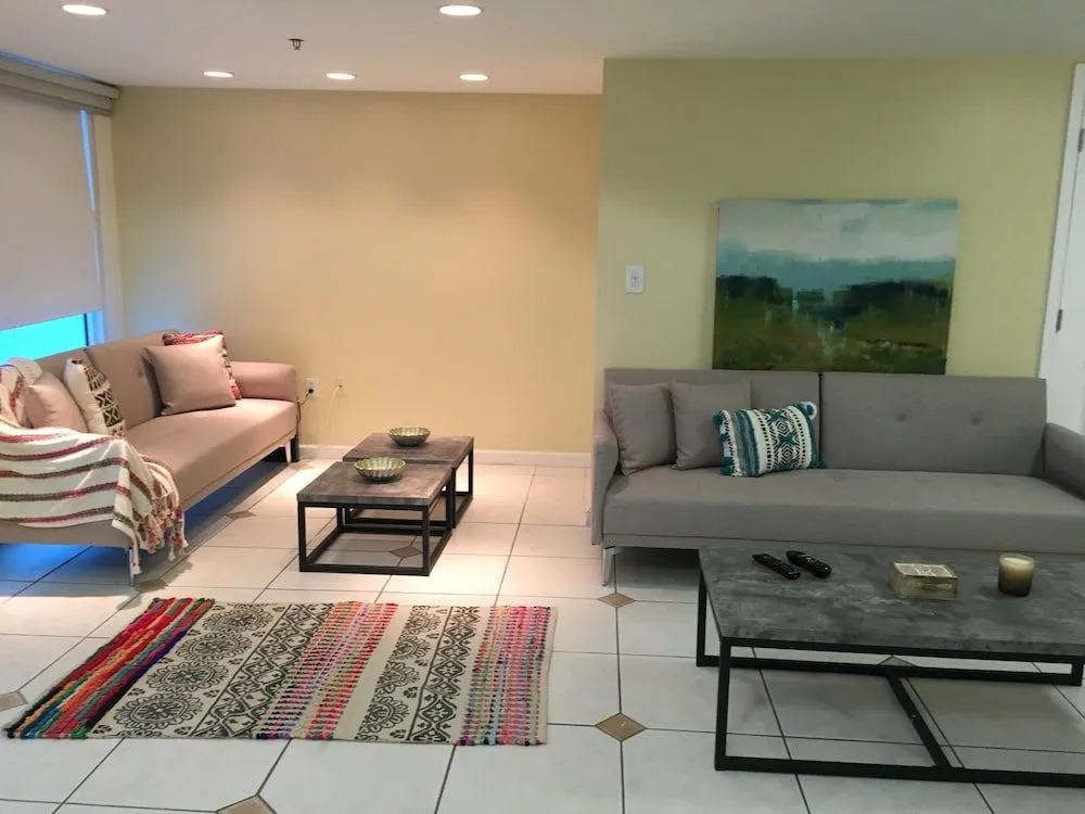 SeaStays Apartments