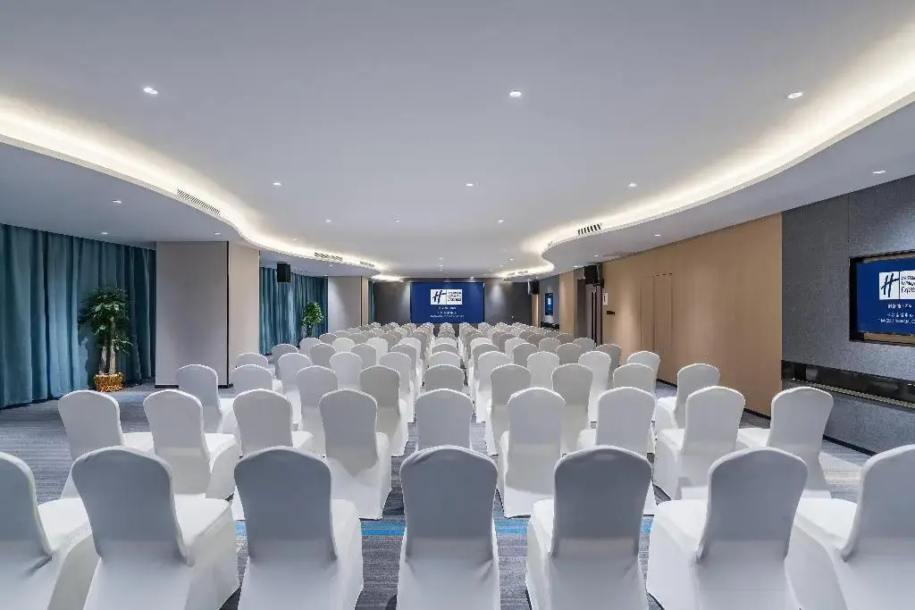 Holiday Inn Changsha Malanshan by IHG