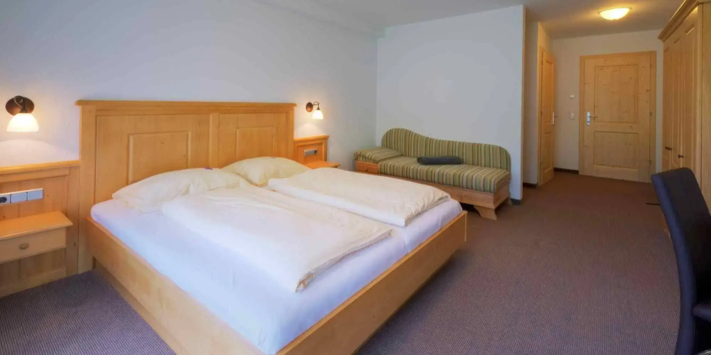 Alpenstern rooms & suites