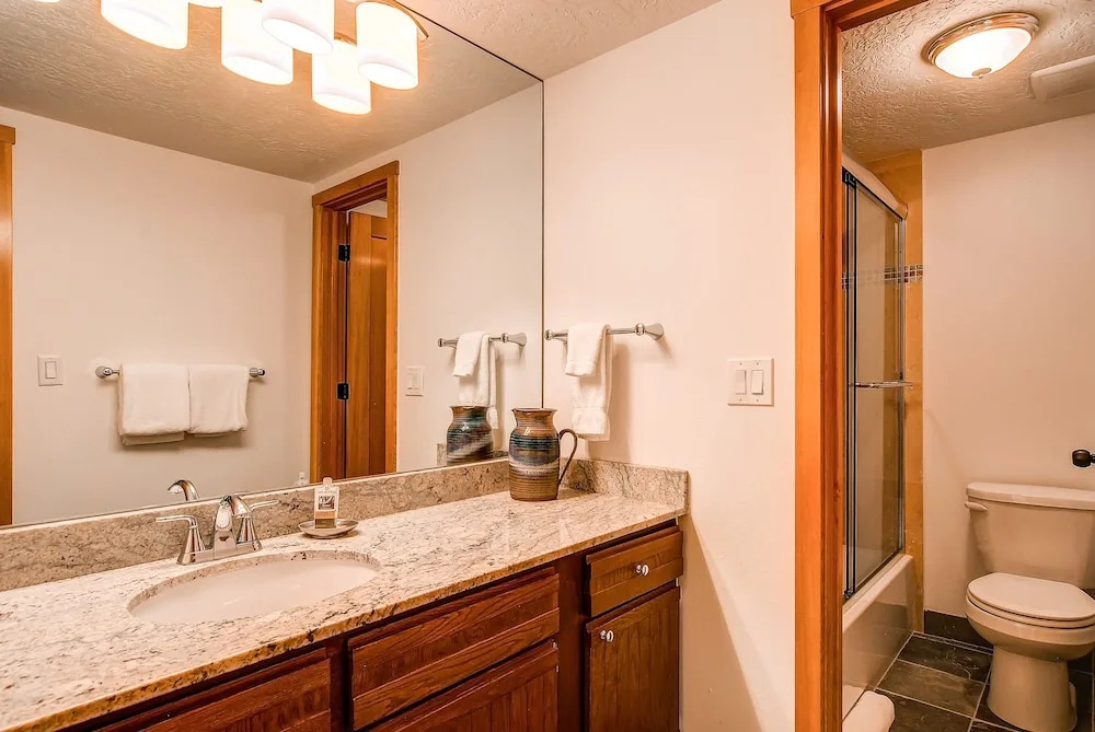 Park Station 147 2 Bedroom Condo by RedAwning