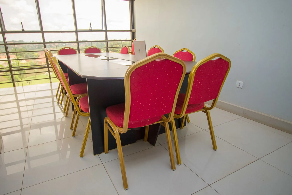 Tesh Hotel