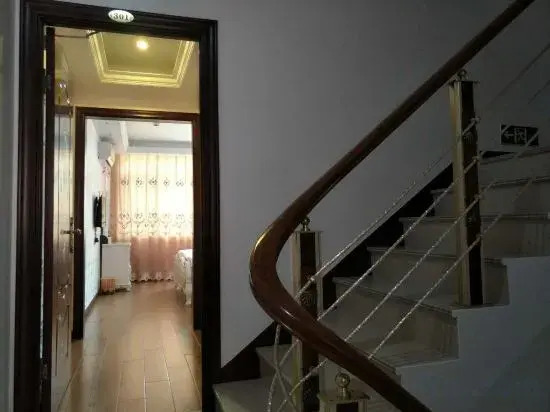 Cangnan Wucheng Moon Bay Family Hotel