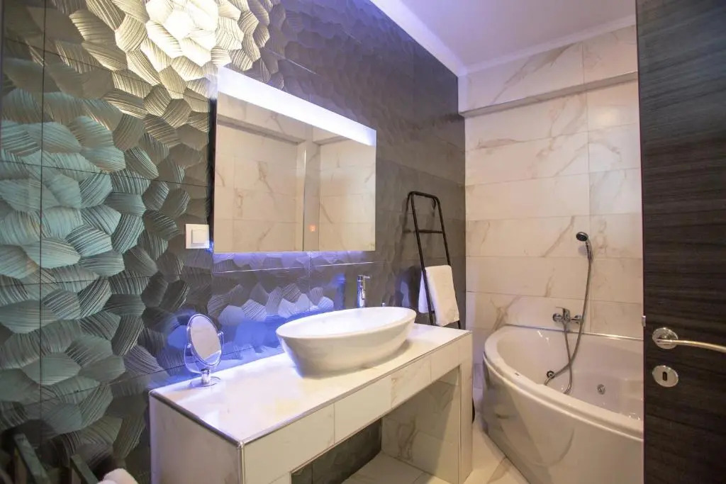 Anemos Luxury Apartments