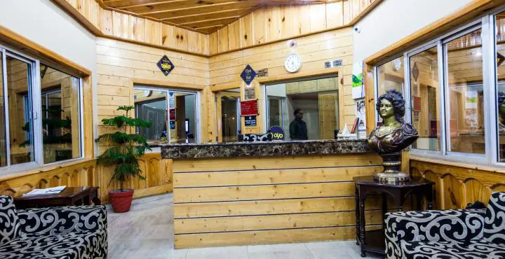 Hotel Basera