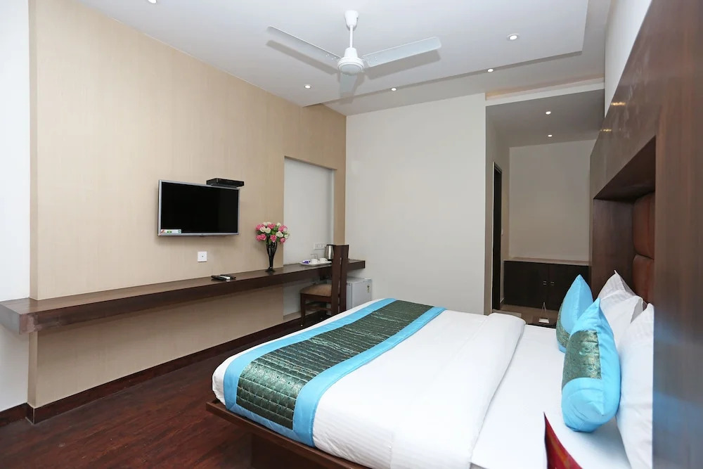 Cherisha Zone by OYO Rooms