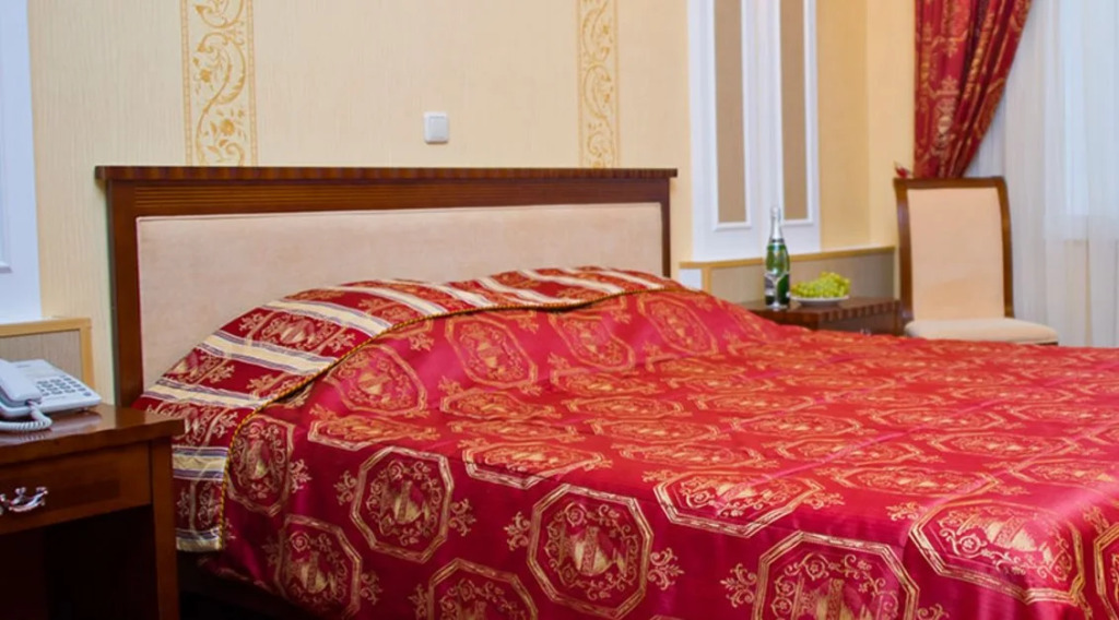 Отель Украина