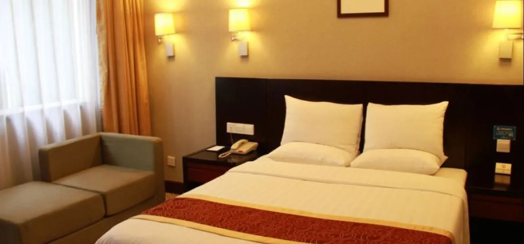 Palm Hotel