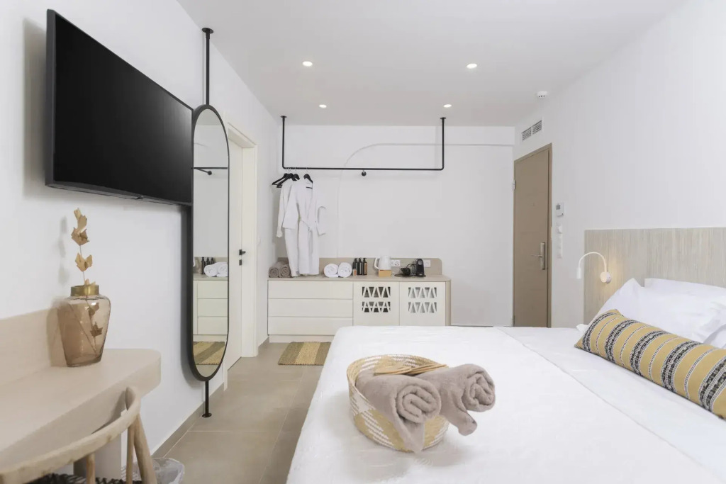 NŪSA suites & villas