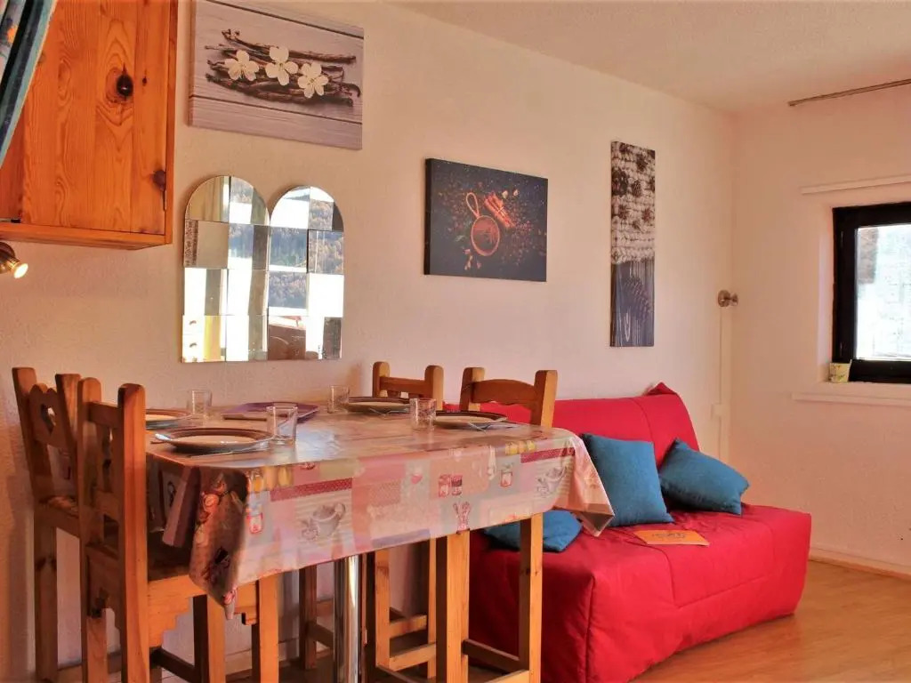 Appartement Risoul, 1 pièce, 4 personnes - FR-1-330-543