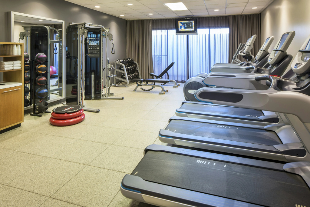 DoubleTree by Hilton Newark-Fremont