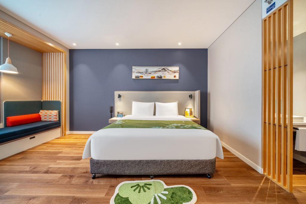 Holiday Inn Express Hangzhou Binjiang Aoti by IHG