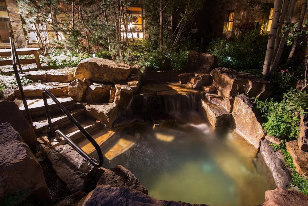 River Club 309 2 Bedroom Condo by Alpine Lodging Telluride