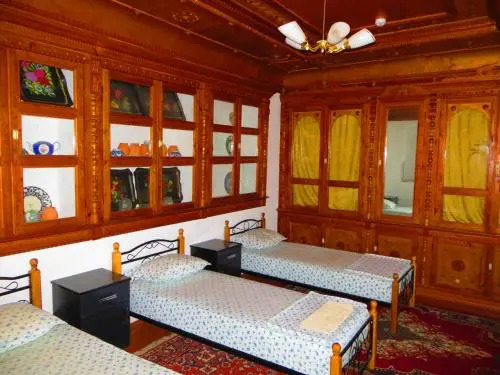 Mirzo Bed and Breakfast