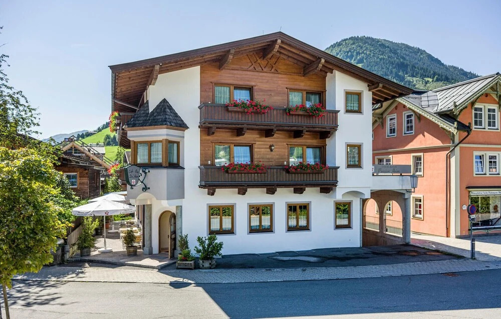 Amazing Apartment in Kirchberg With 1 Bedrooms and Wifi