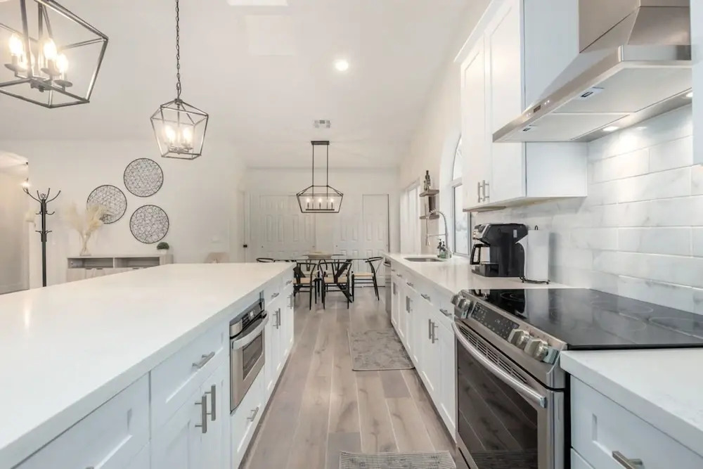 5BR Citrus Estate Sleeps 13 Free Htd Pool Gameroom