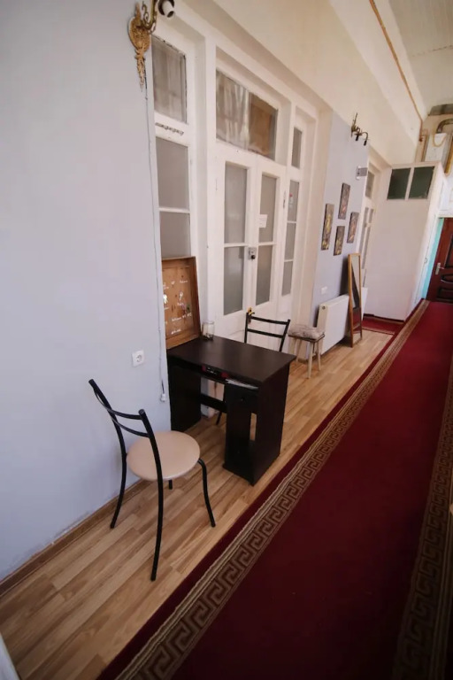 Leon Hostel
