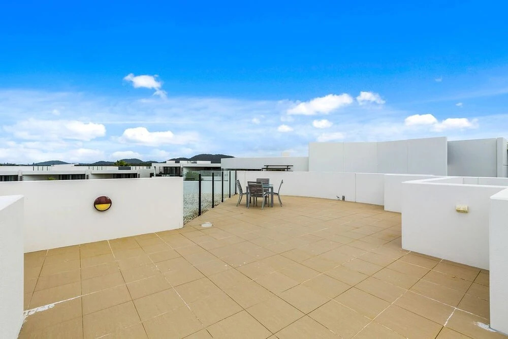 Cotton Beach Rooftop 55