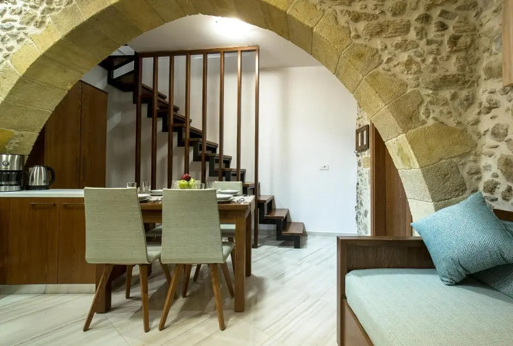 Agarathos Deluxe Homes In the Heart of Kaliviani Near Balos
