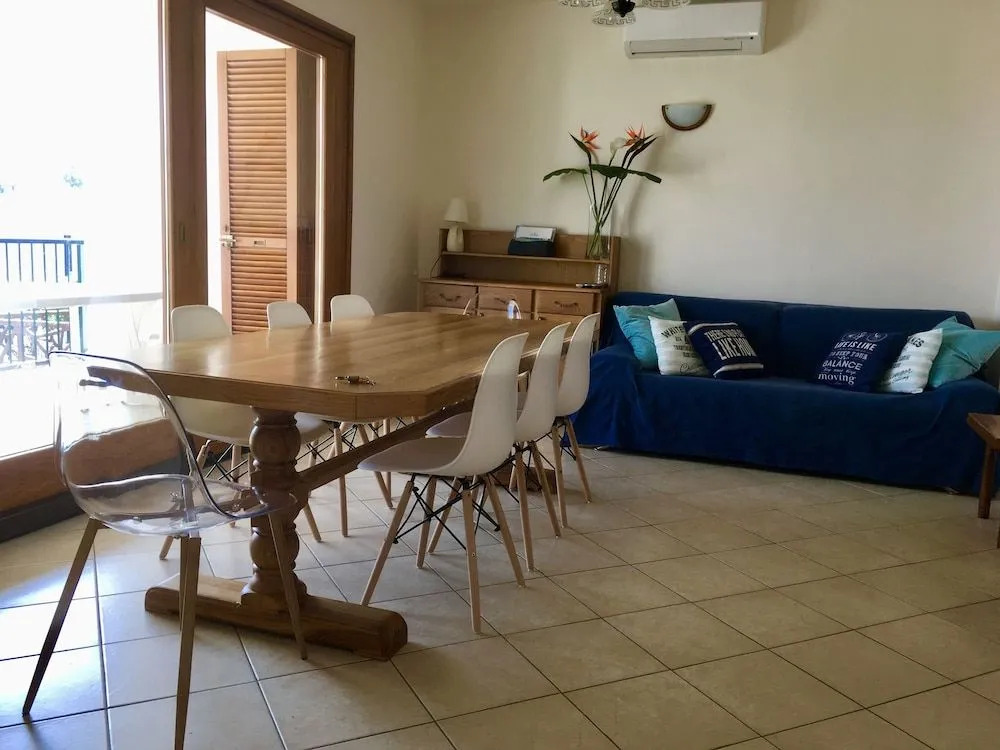 Apartment Blue Bay