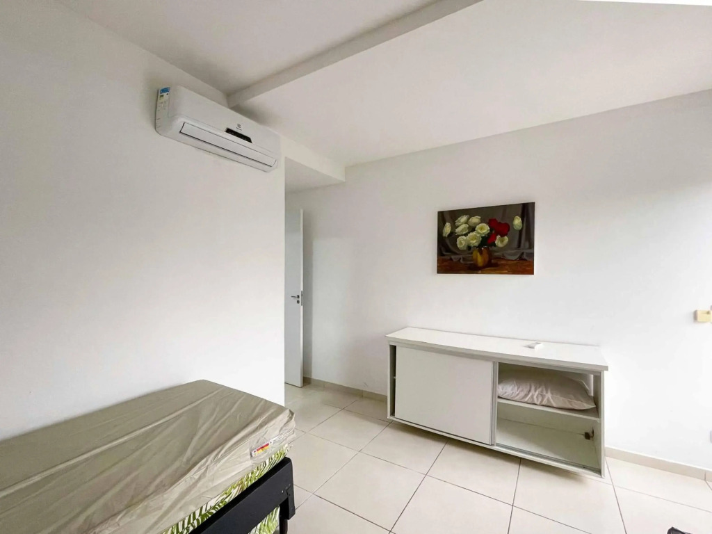 Apartamento Ubatuba, AR, Varanda Gourmet, Piscinas e 300mt Praia