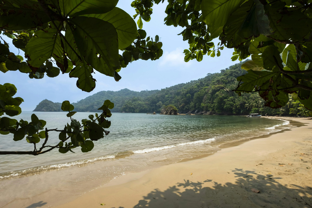 Indura Beach & Golf Resort, Curio Collection by Hilton