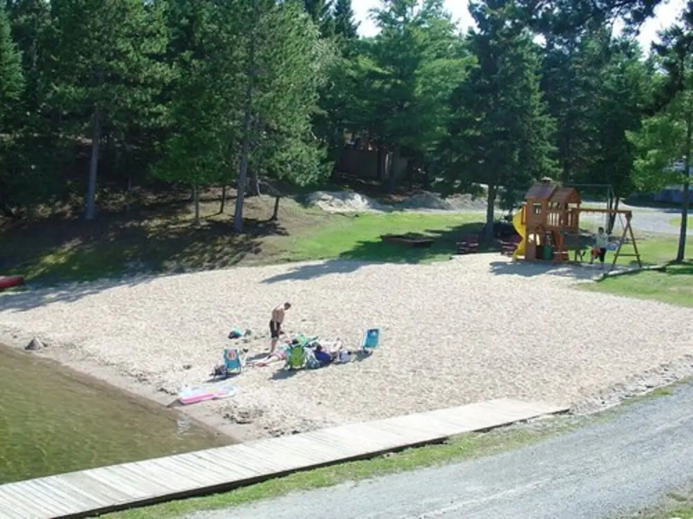 Tomahawk Resort