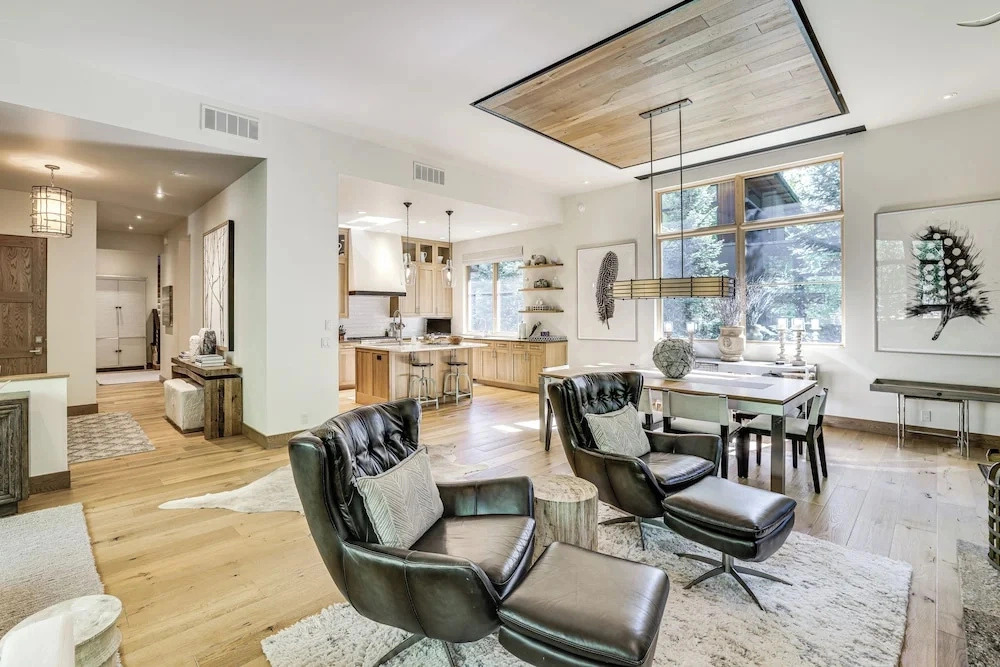 Walk to Town & Trails! Luxe Mtn Retreat w/ Hot Tub
