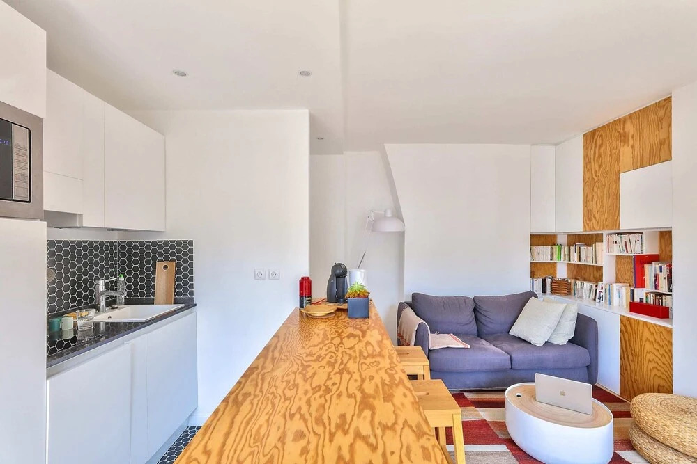 Fully Equipped Apartment Near the Canal Saint Martin